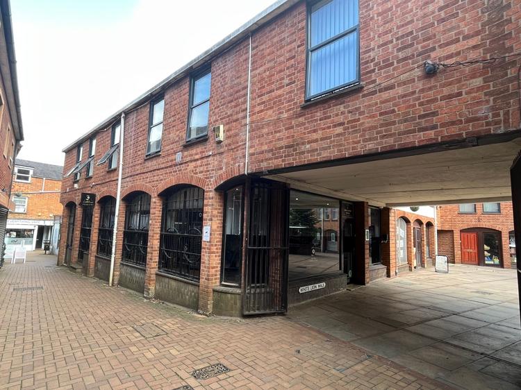 St Edburg's Hall, Priory Road, Bicester OX26 6BL