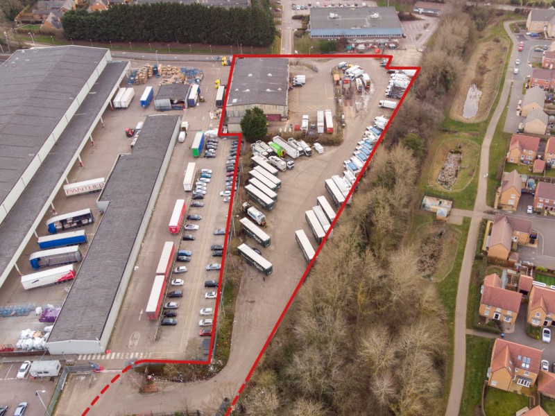 St Edburg's Hall, Priory Road, Bicester OX26 6BL