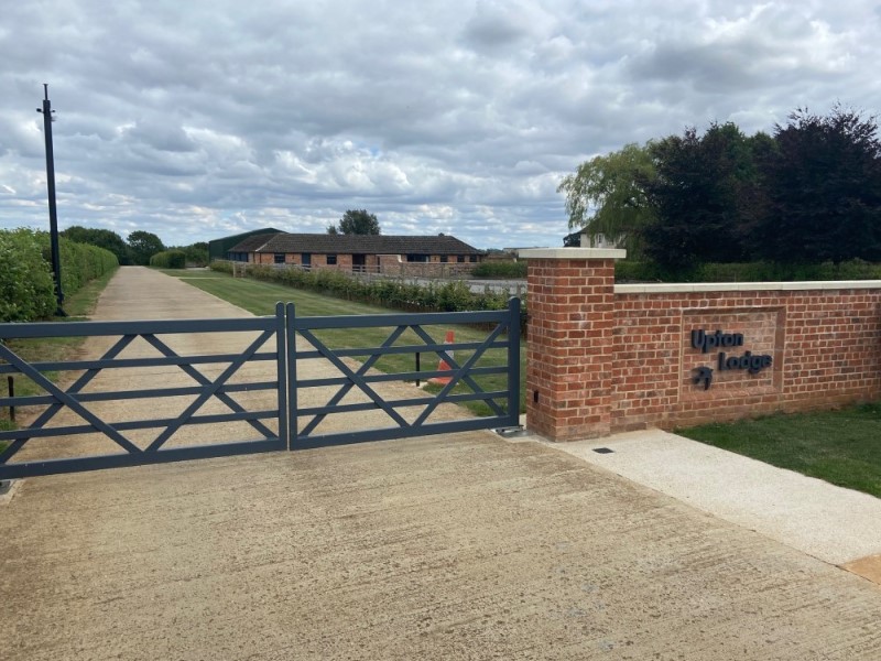 St Edburg's Hall, Priory Road, Bicester OX26 6BL